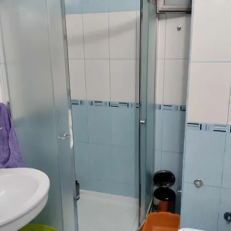 アパート Apartament-vlore-pavaresia